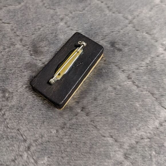 Antique Bone & Ebony w/ Brass Tac Domino Brooche - Picture 4 of 9